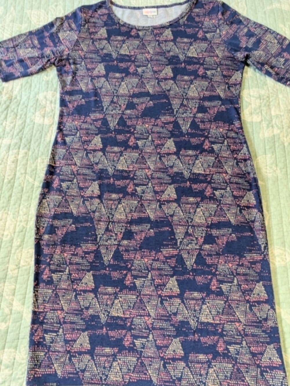LuLaRoe Colorful Triangle Pattern on Navy Background Dress. Size L.